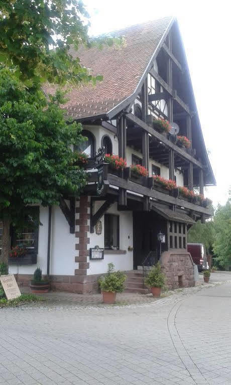 Landhotel Krone Алпирсбах Екстериор снимка